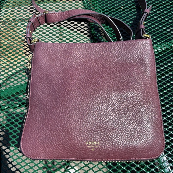 Fossil Plum Leather Women's Bag - Picture 1 of 6